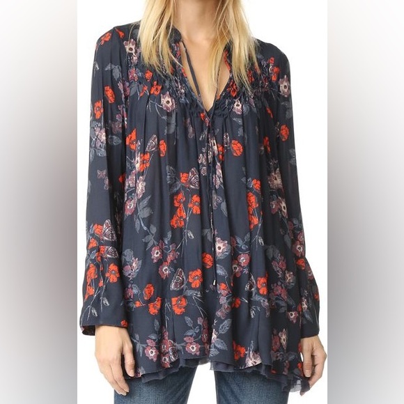 Free People Tops - Free People Tunic Top Womens XS Navy Blue Floral So Fine Pebble Crepe Frayed Hem